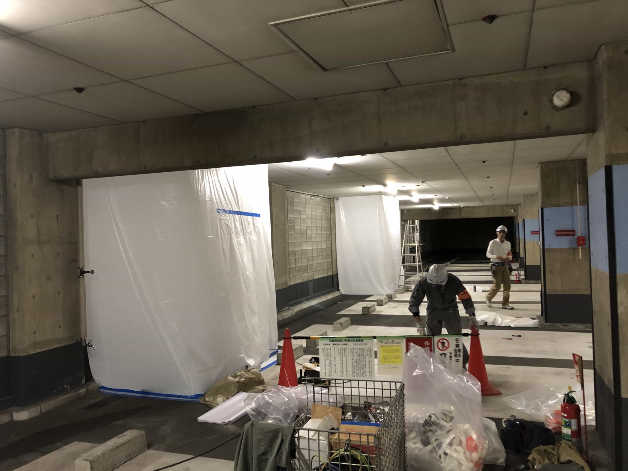 港区 芝 NEC本社ビル 空調設備工事に伴うアスベスト対策工事(天井開口)