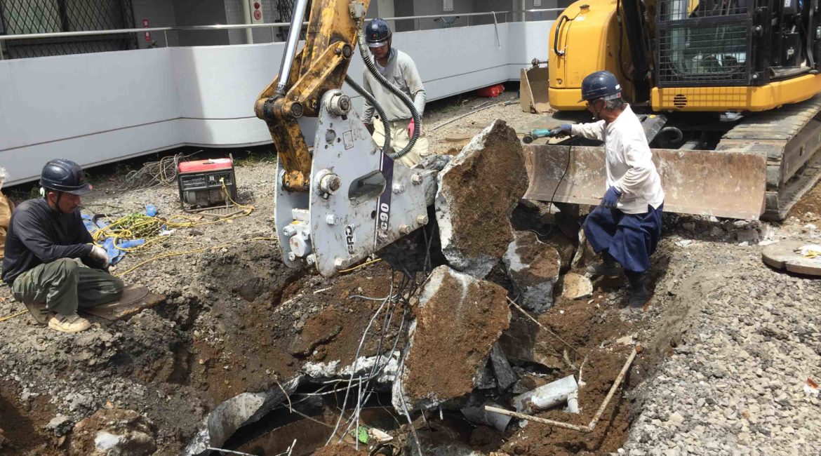 昭島市 中神町 外部構解体工事